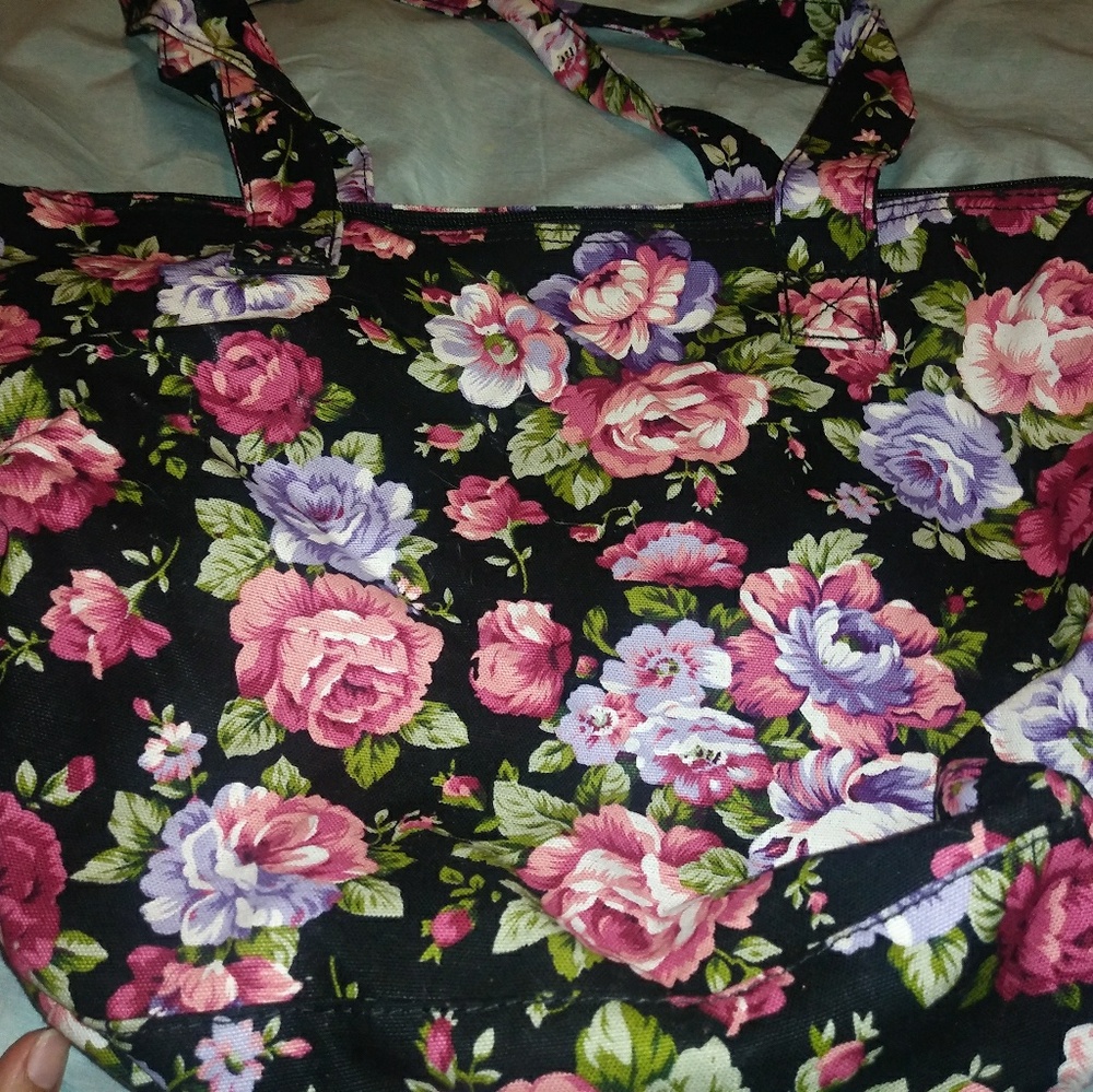 Purse - Picture 2 of 2